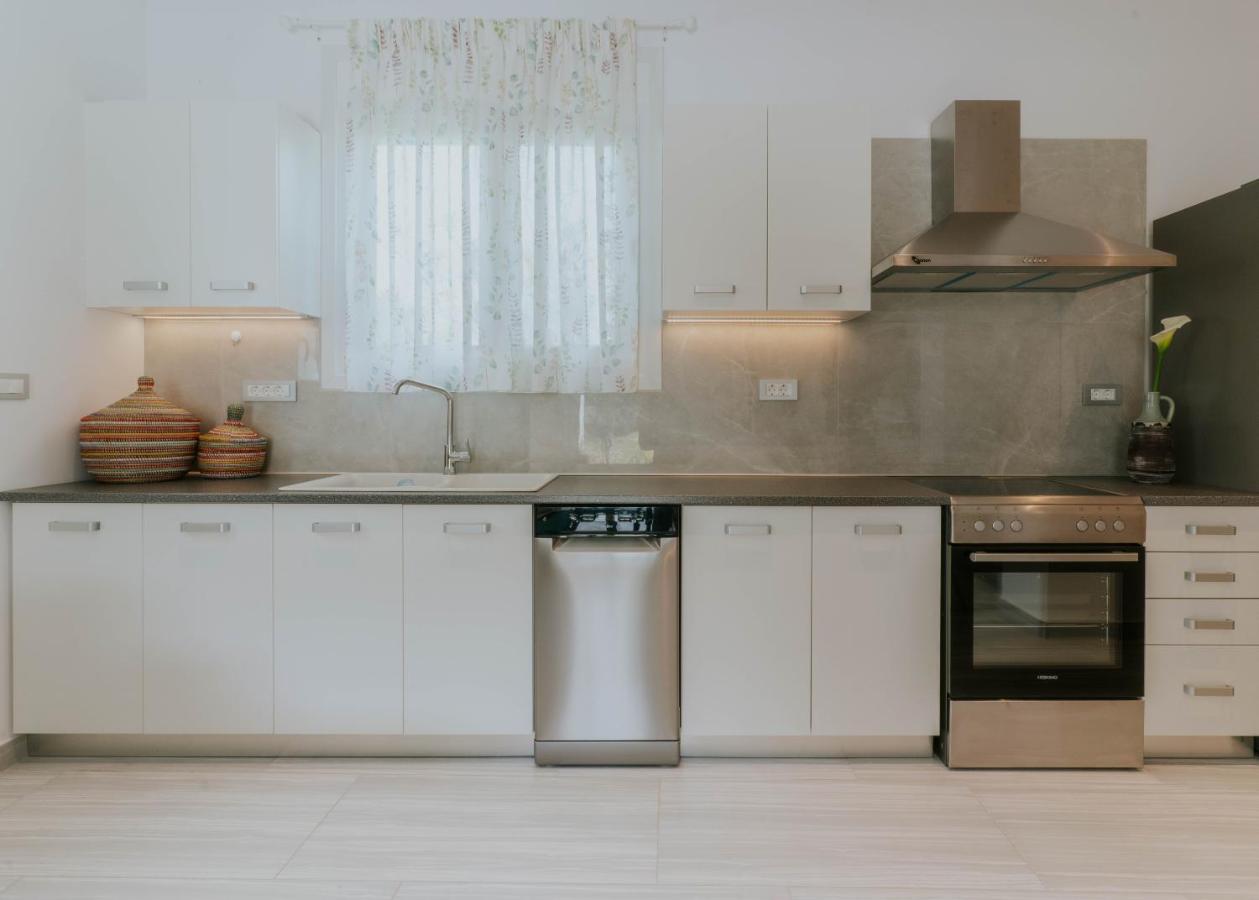 Kaliva Residence กาลามากี ภายนอก รูปภาพ
